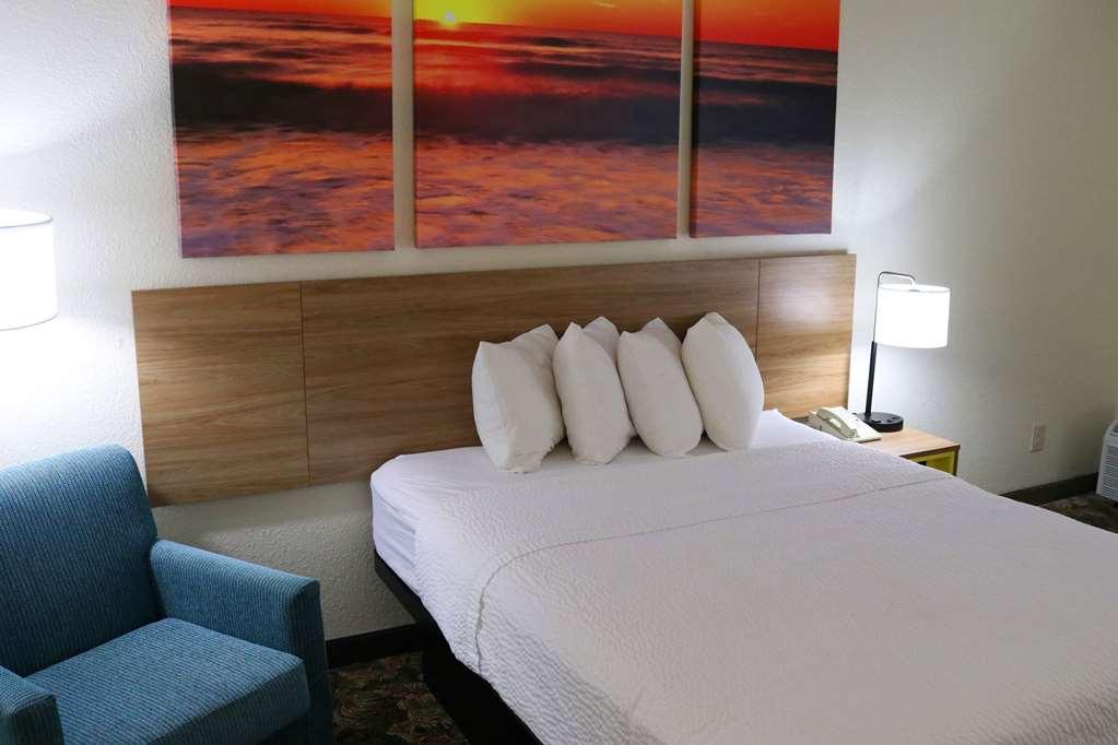 Hotel Carolina A Days Inn By Wyndham Pulau Hilton Head Bilik gambar